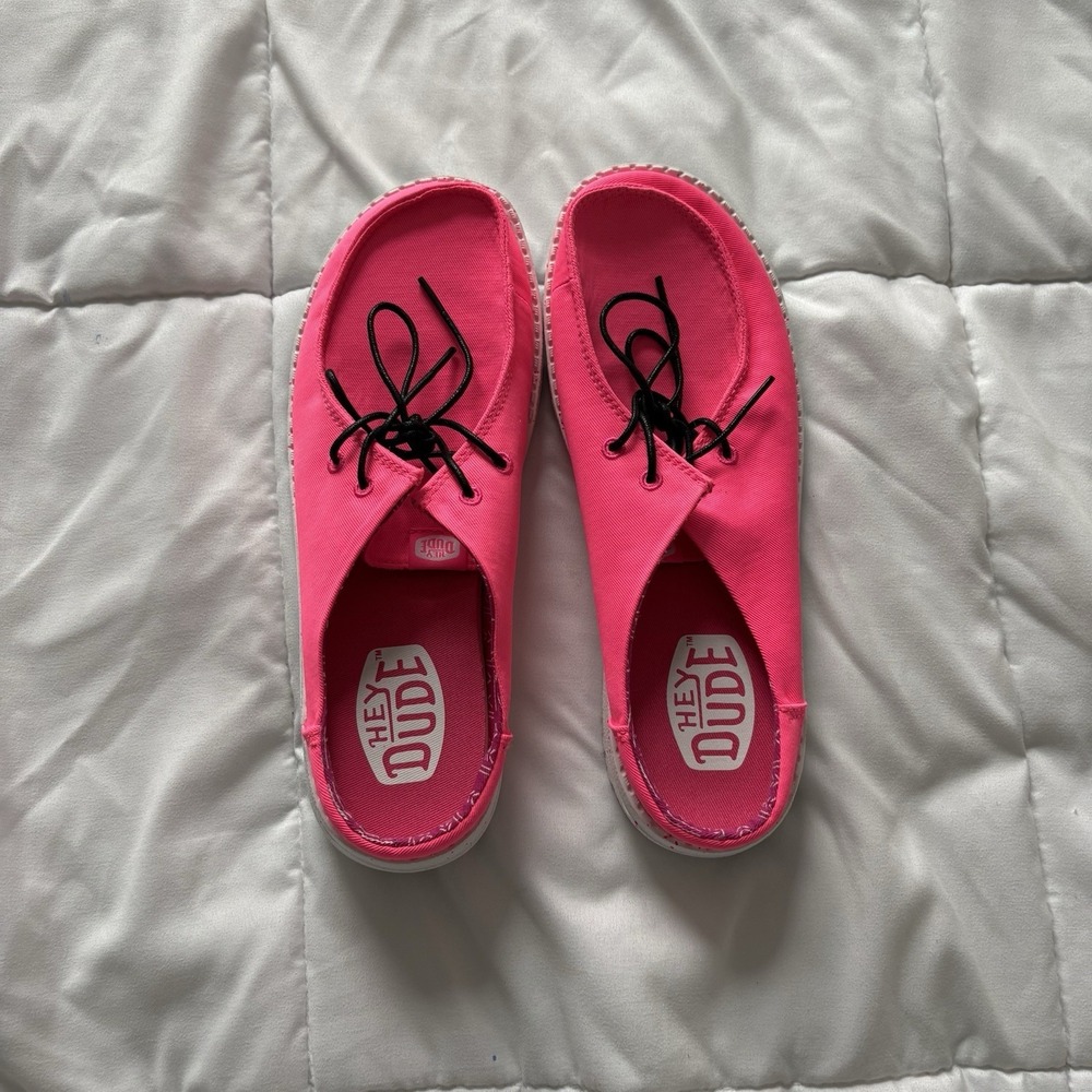 Hey Dude Shoes Womens W8 Wendy Slip On Stretch Canvas Neon Pink Summer Outdoor